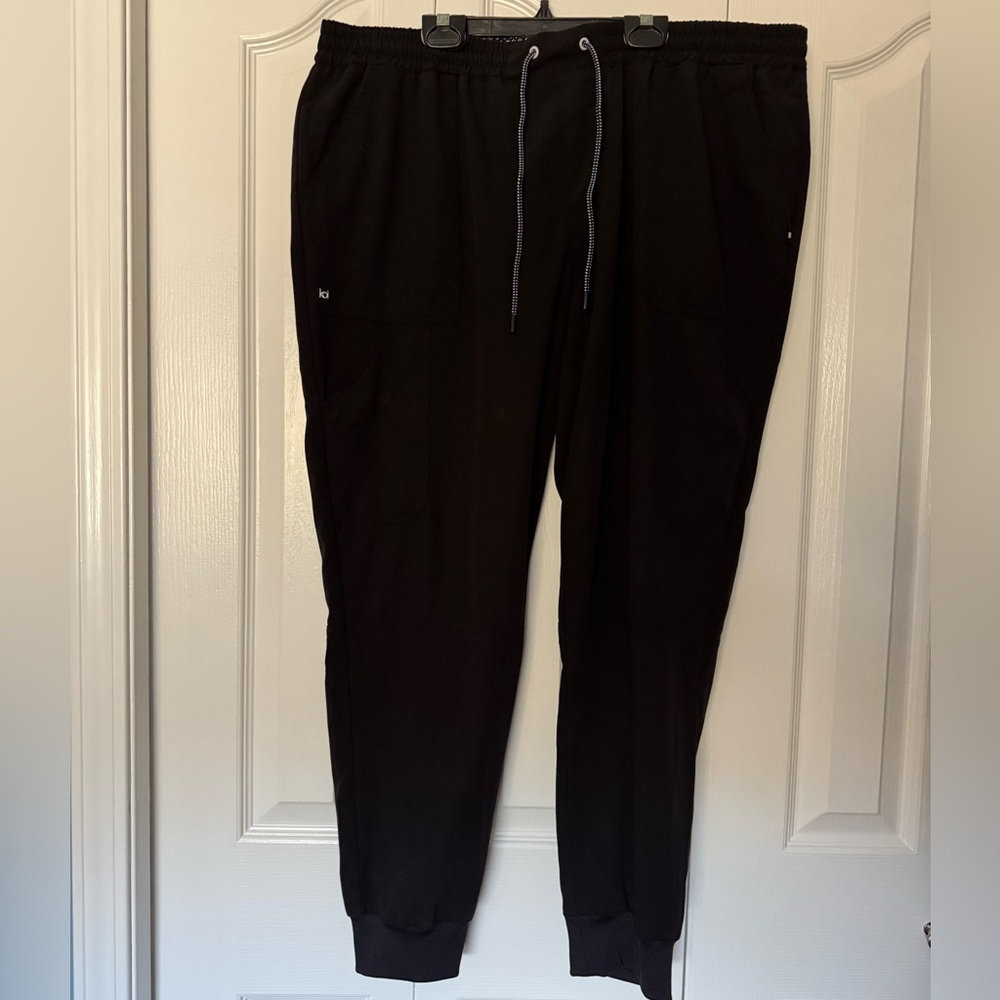 koi Next Gen Good Vibe Women's 7-Pocket Stretch Jogger.
